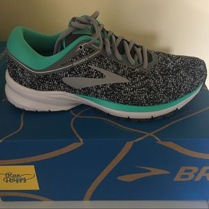 Brooks Launch 5